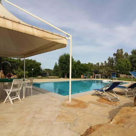 Large With Private Garden And Pool Near *